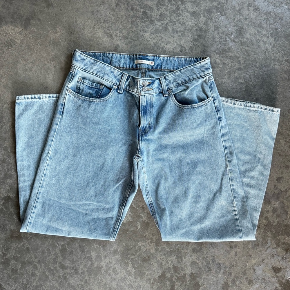 Levi’s Superlow Lightwash Denim Jeans